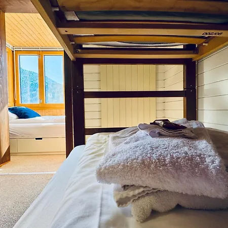 Appartement Schweizerhof 4 *